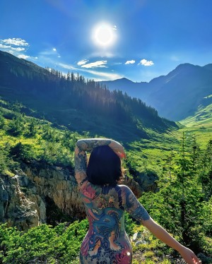 Lauren Urasek Photo #4