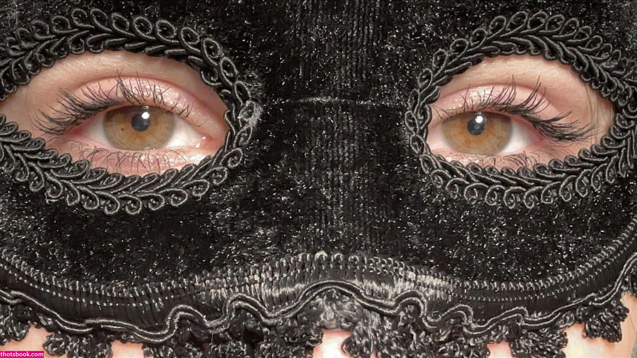 Redsclassifieds Photo #14