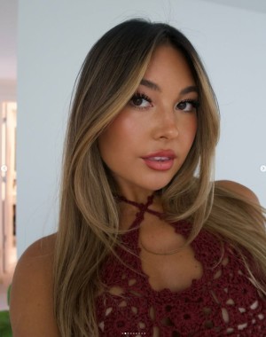 Kirstennn Kim Photo #12