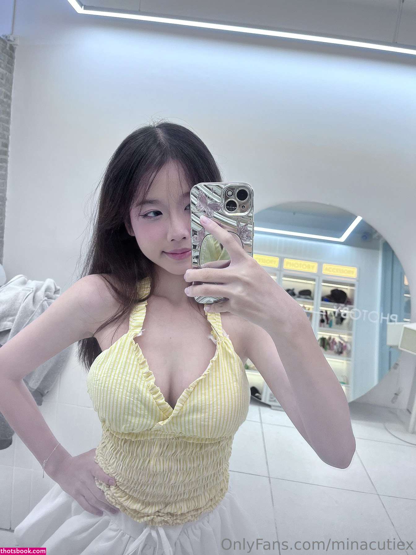 minacutiex Photo #16