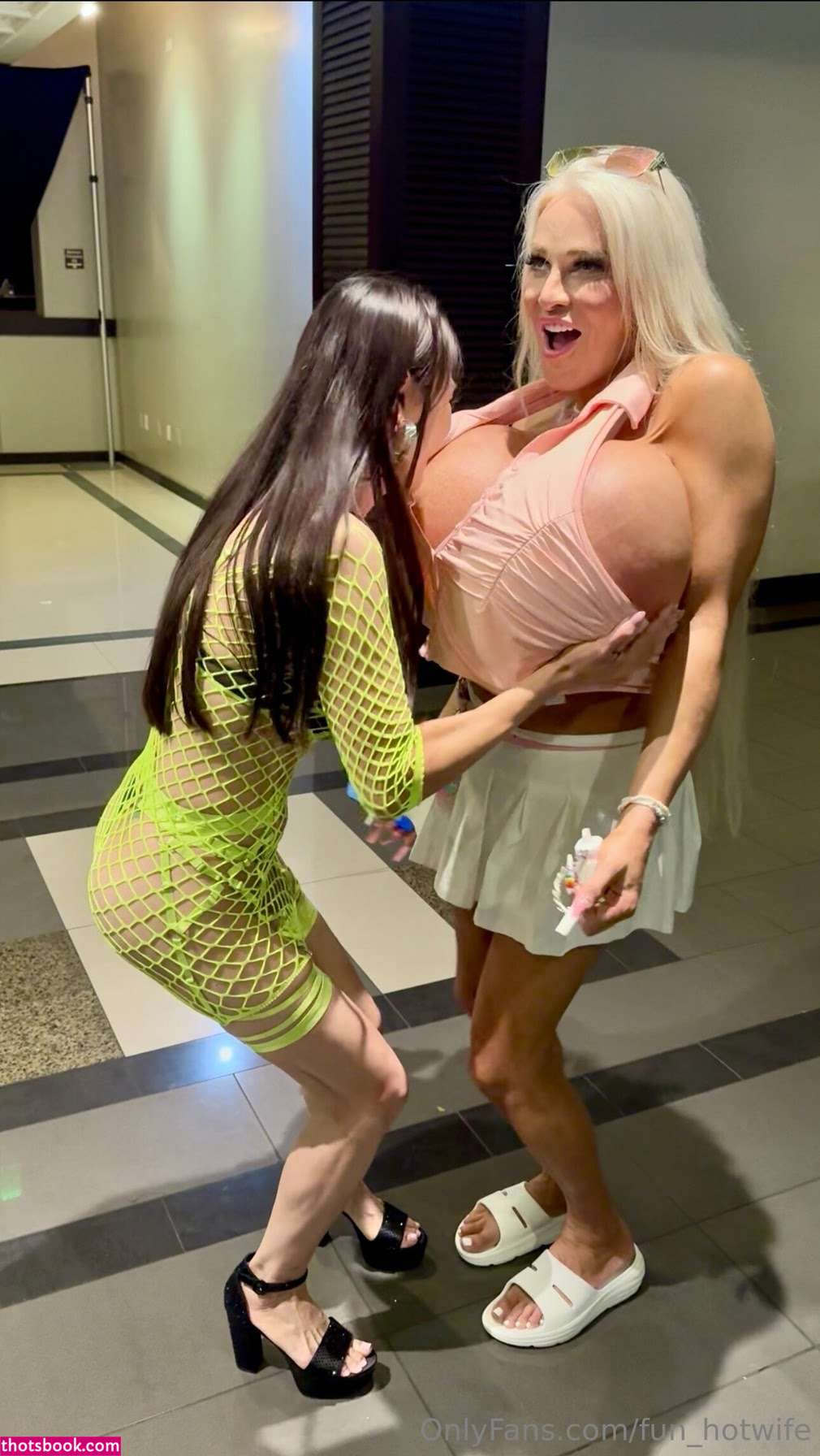 Txazn Hotwife Photo #8