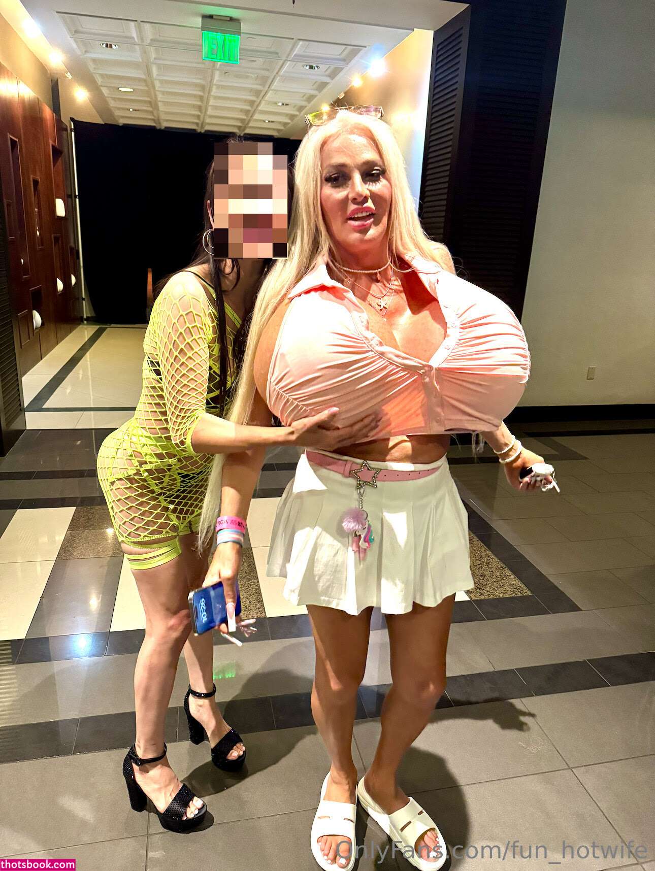 Txazn Hotwife Photo #9