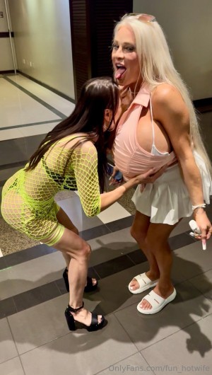 Txazn Hotwife Photo #10