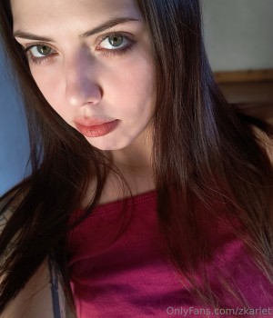 zkarlet Photo #17