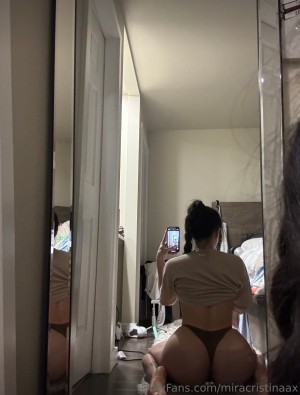 chrrristina Photo #21