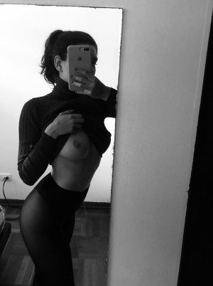 hugsandflowers Photo #30