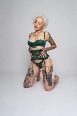 Queenofblood Photo #24