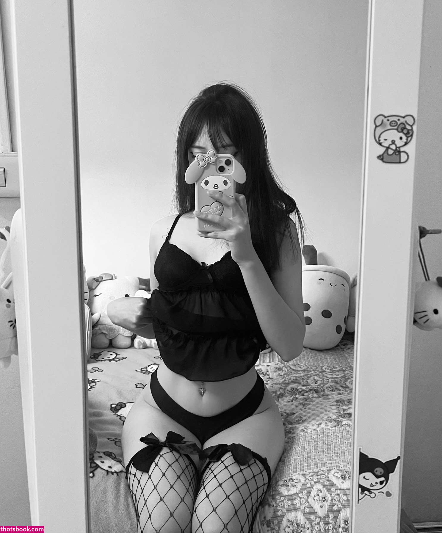 moonkittydoll Photo #3