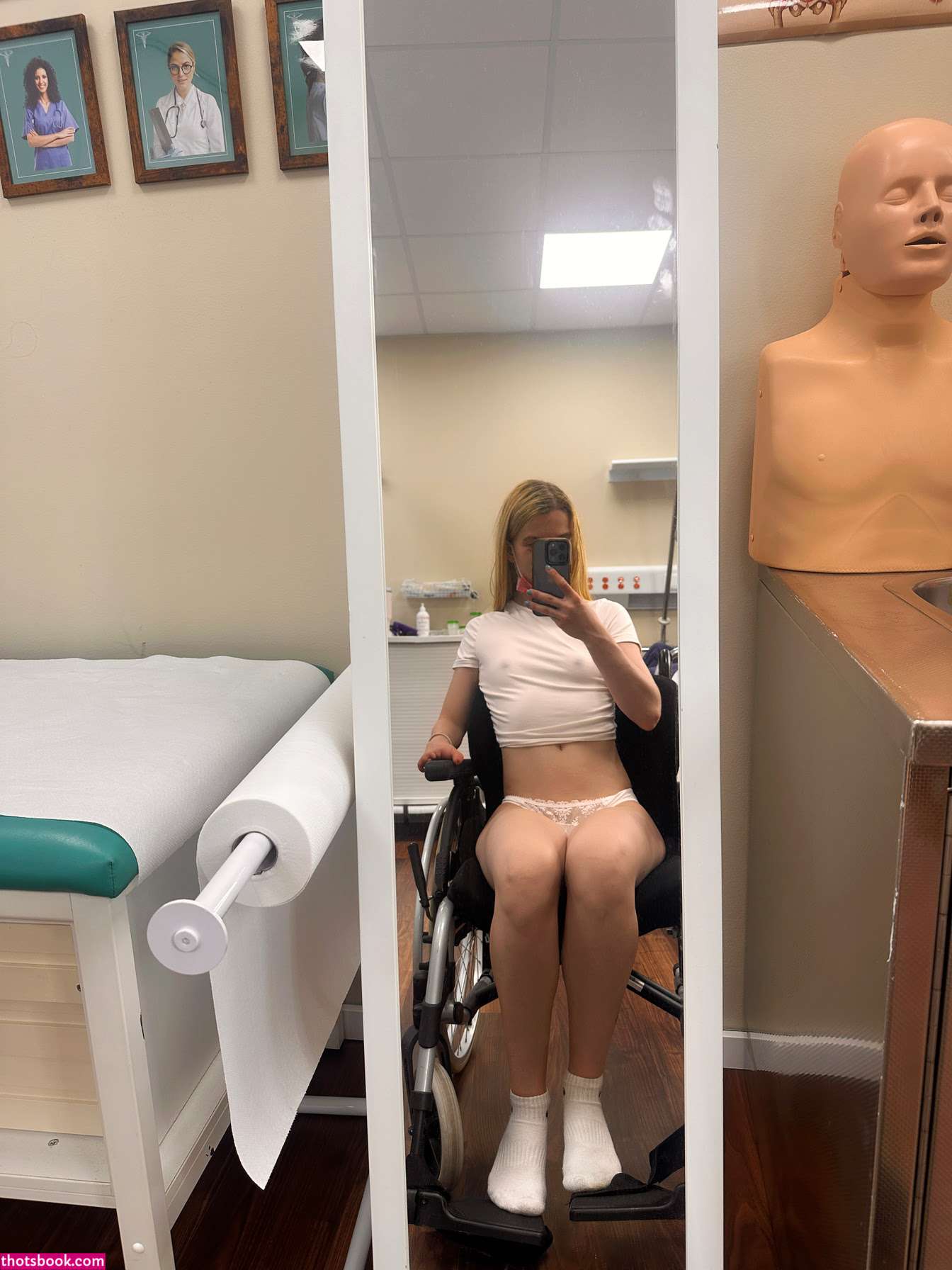 Sarah Cnacares Photo #8