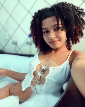 Shell Wrld Photo #12