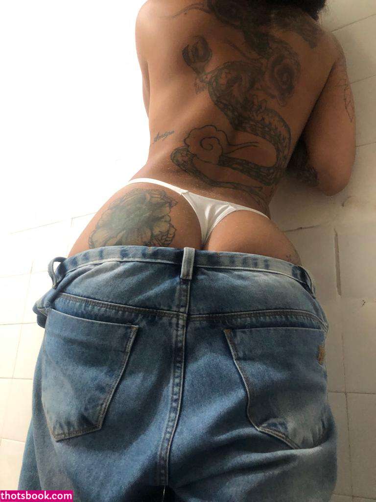 Taina Vieira Photo #13