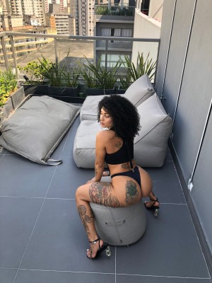 Taina Vieira Photo #20