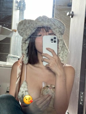 Viviannn 67 Photo #1