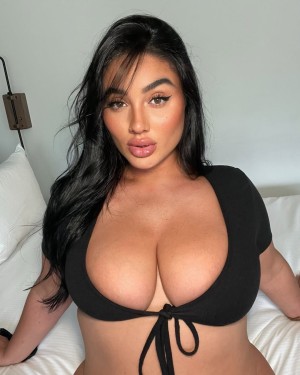 Dominik Herbert Photo #10