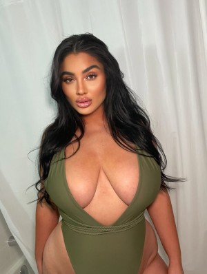 Dominik Herbert Photo #25