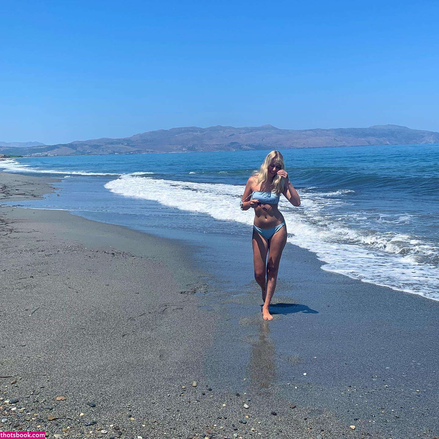 Marie Watson Photo #5