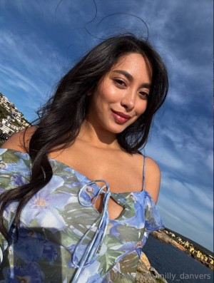 Milly Danvers Photo #12