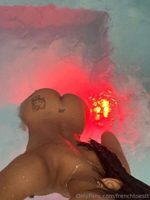 frenchtoestt Photo #24