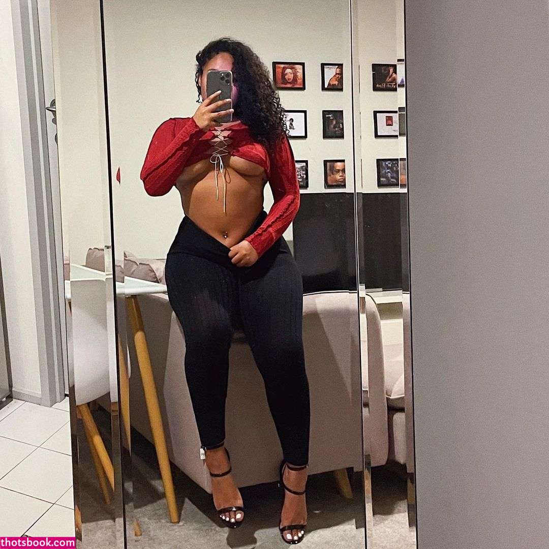 Melanadavids Photo #27