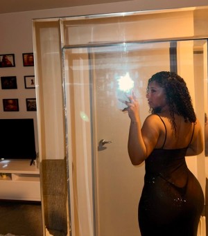 Melanadavids Photo #55