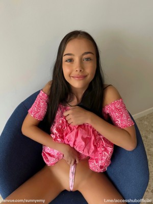 Sunnyemy Photo #40