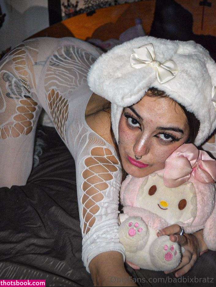 Badbixbrart Photo #19