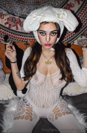 Badbixbrart Photo #17