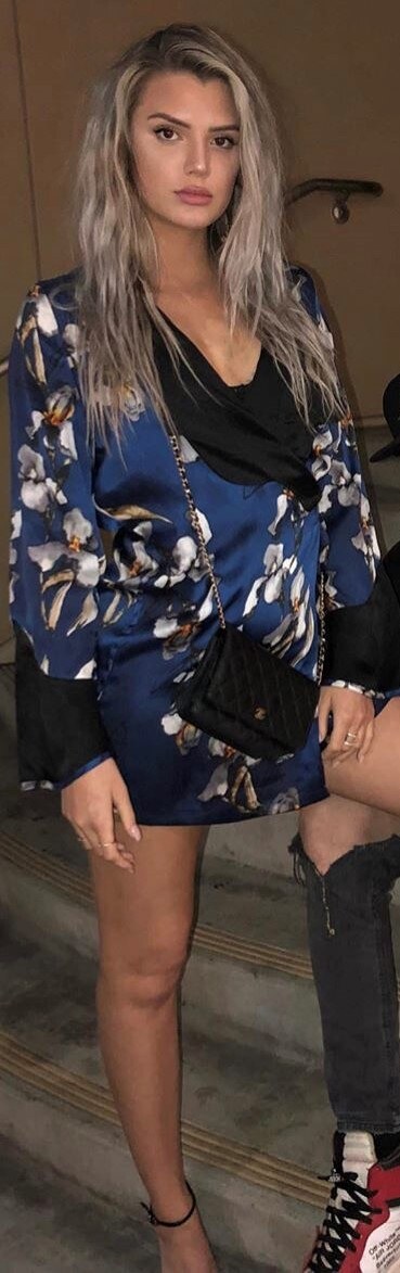 Alissa Violet Photo #25