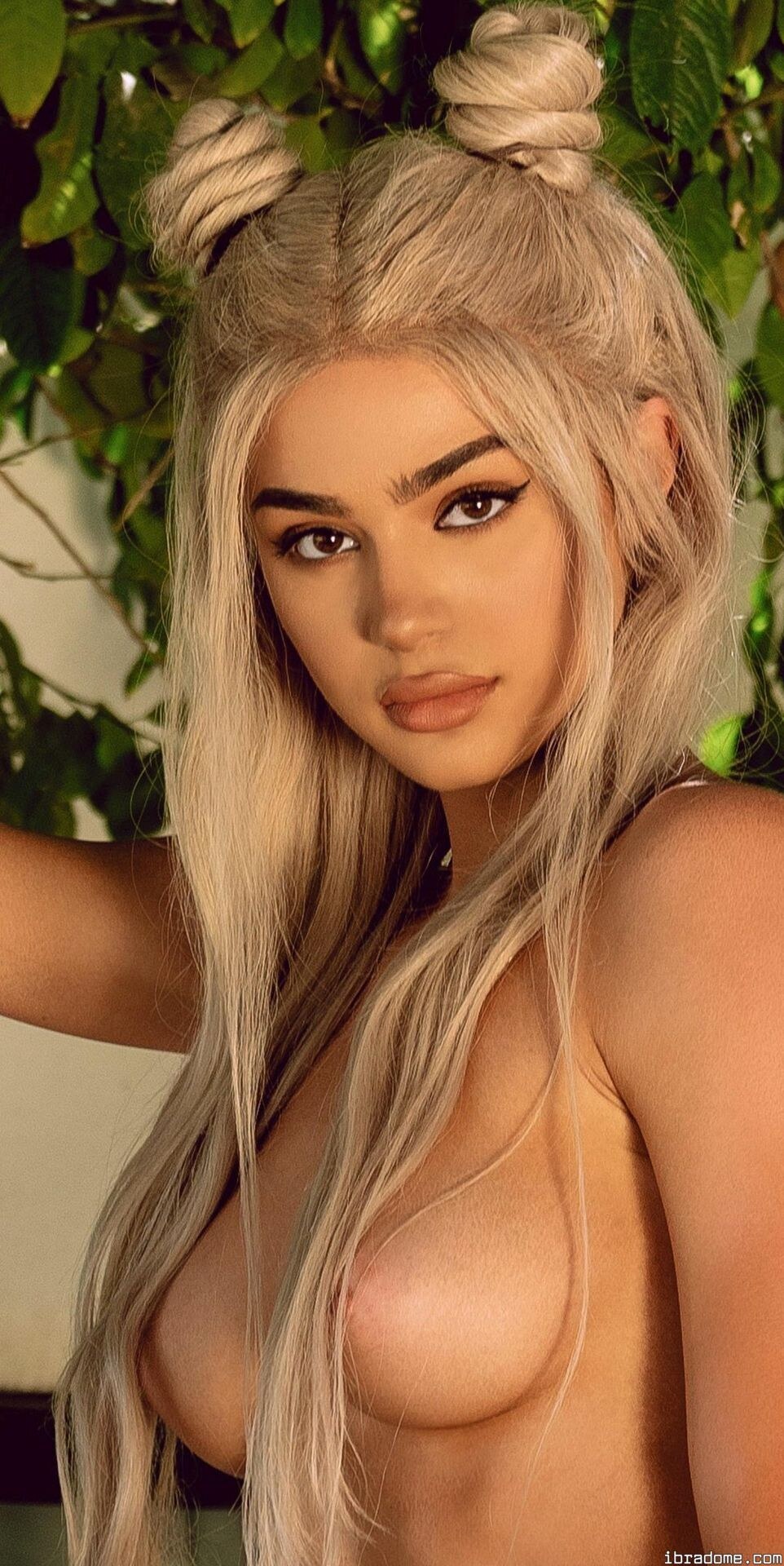 Kristen Hancher Photo #89