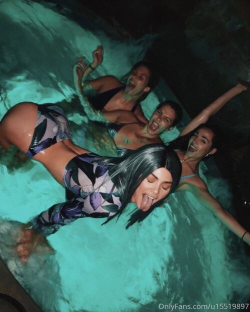 Kristen Hancher Photo #79