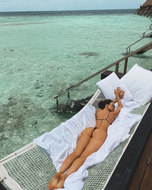 Sarai Rollins Photo #2