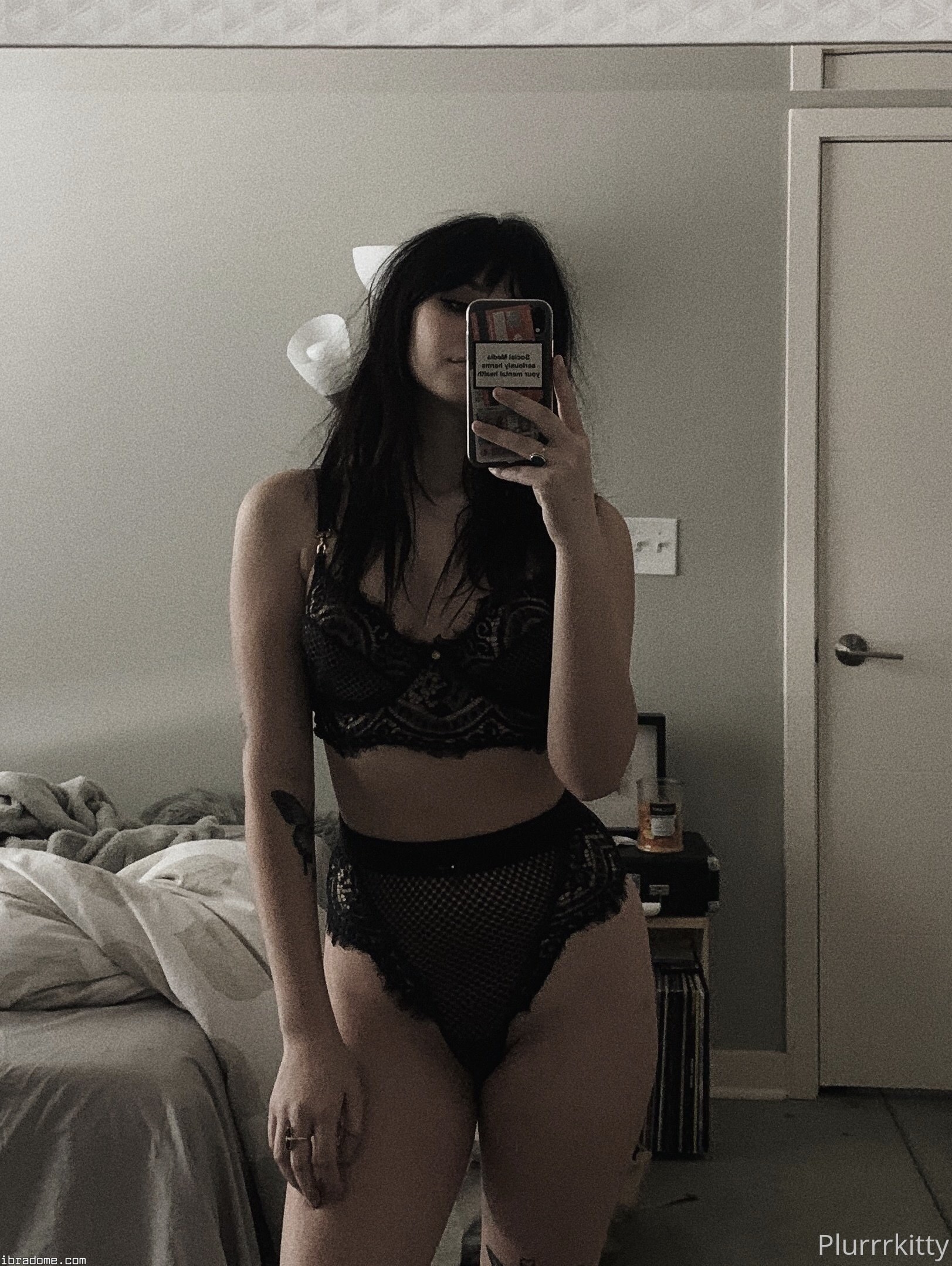 Claire Estabrook Photo #104