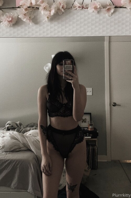 Claire Estabrook Photo #21