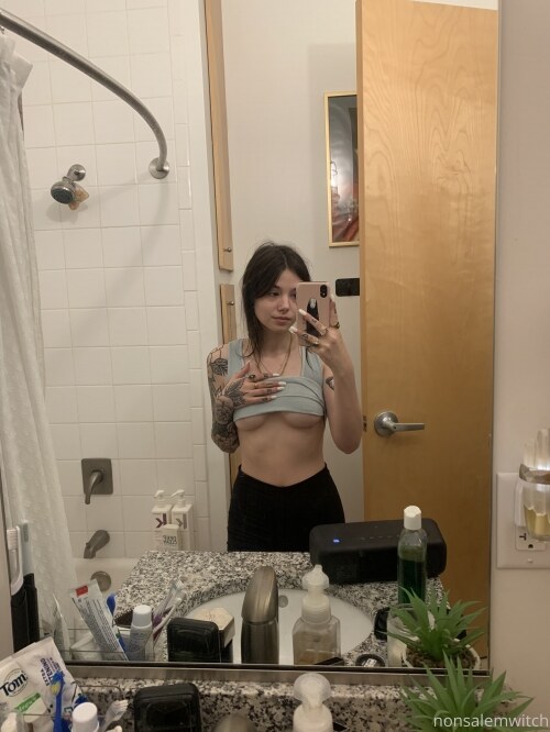 Claire Estabrook Photo #148