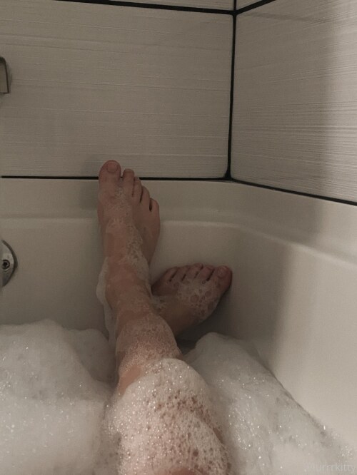 Claire Estabrook Photo #182