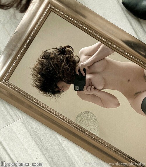 Niece Waidhofer Photo #115