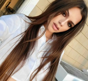 adelinesofficial Photo #48