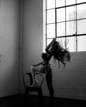 adelinesofficial Photo #59