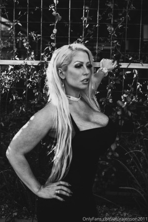 Alura JenAlura Jenson Photo #9