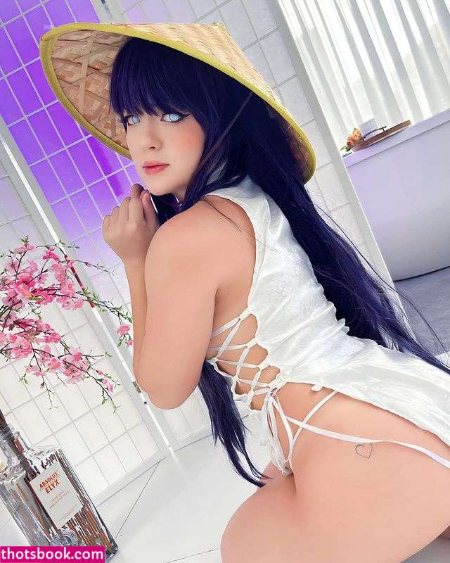 Loudris Lady Photo #37