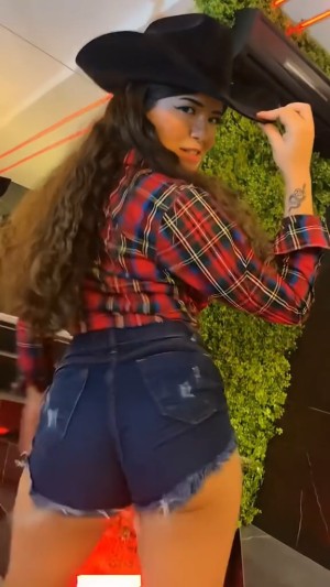 Loudris Lady Photo #44