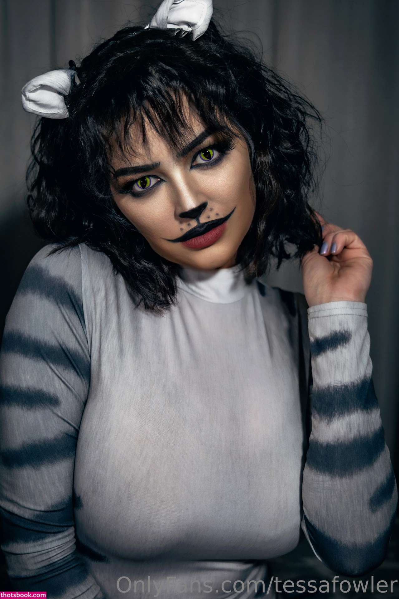 Tessa Fowler Photo #413