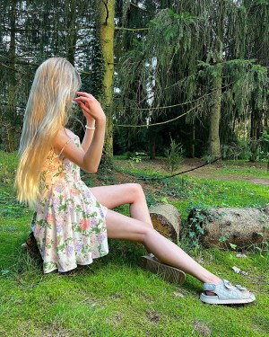 Where Is Lily Photo #12