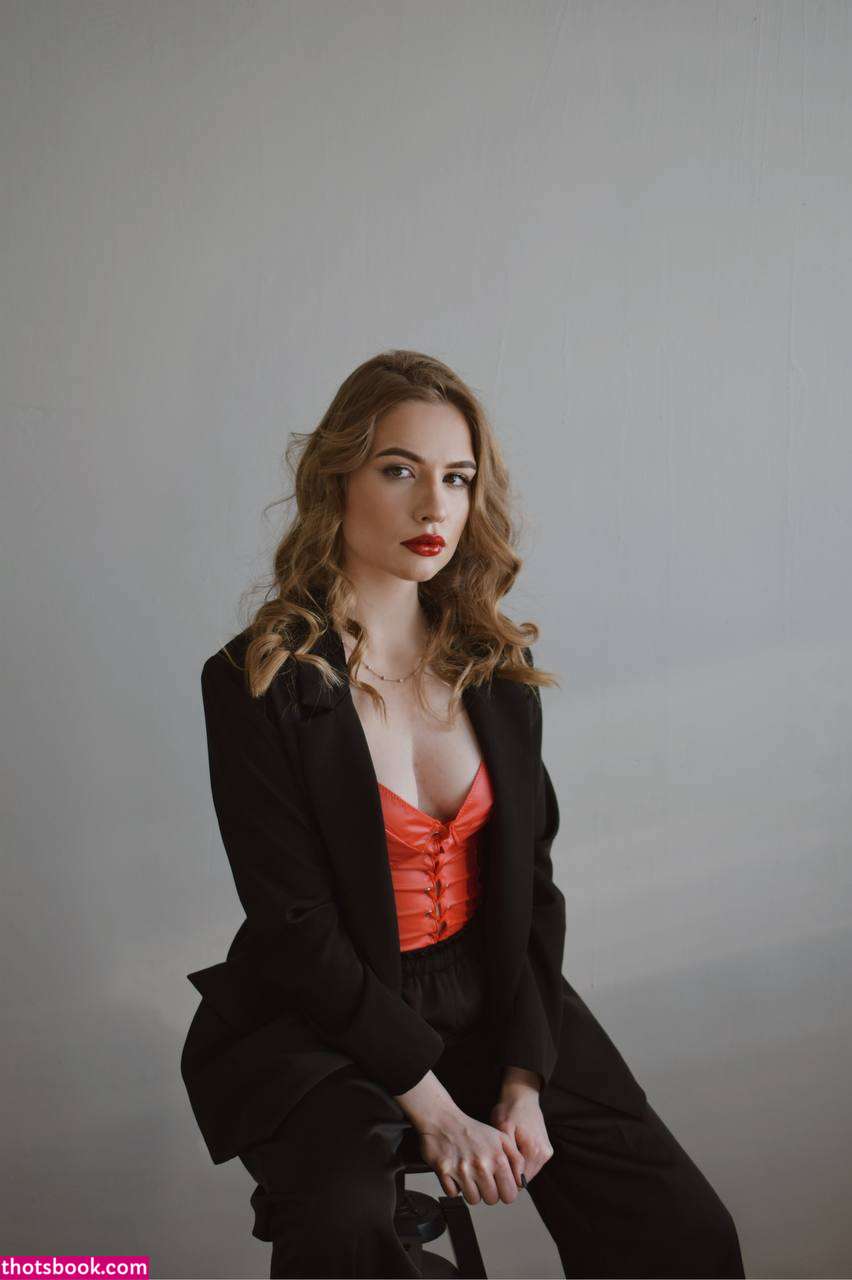 annacherry1 Photo #1