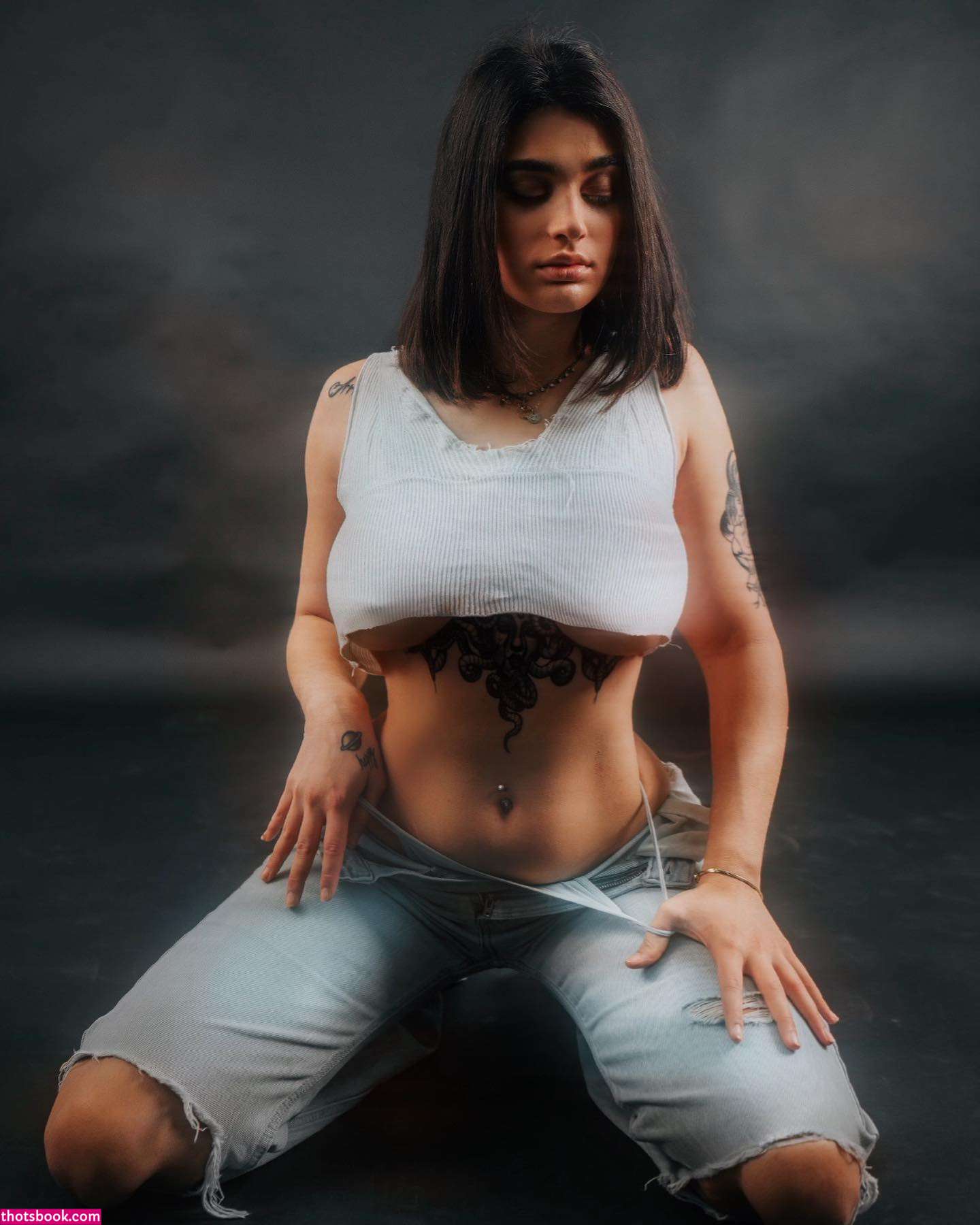 isyourgirlangie Photo #7