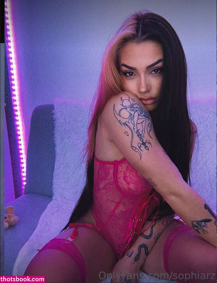 Sophia Rizou Photo #3