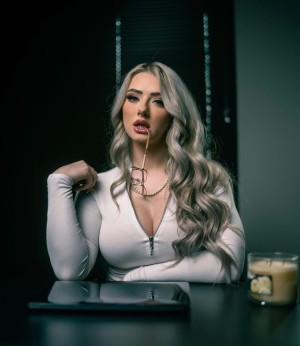 Miranda Cohen Photo #63