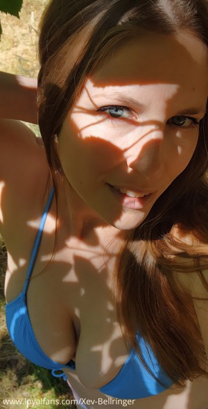 Xev Bellringer Photo #90