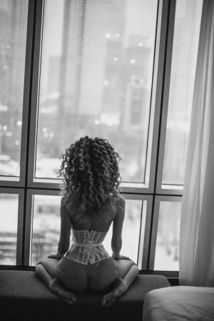 Anna Tsaralunga Photo #149