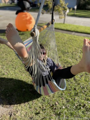 blondifeet Photo #20